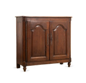 19TH C. PROVINCIAL STYLE NARRO