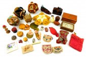 19TH C. SEWING ACCESSORIES, 15