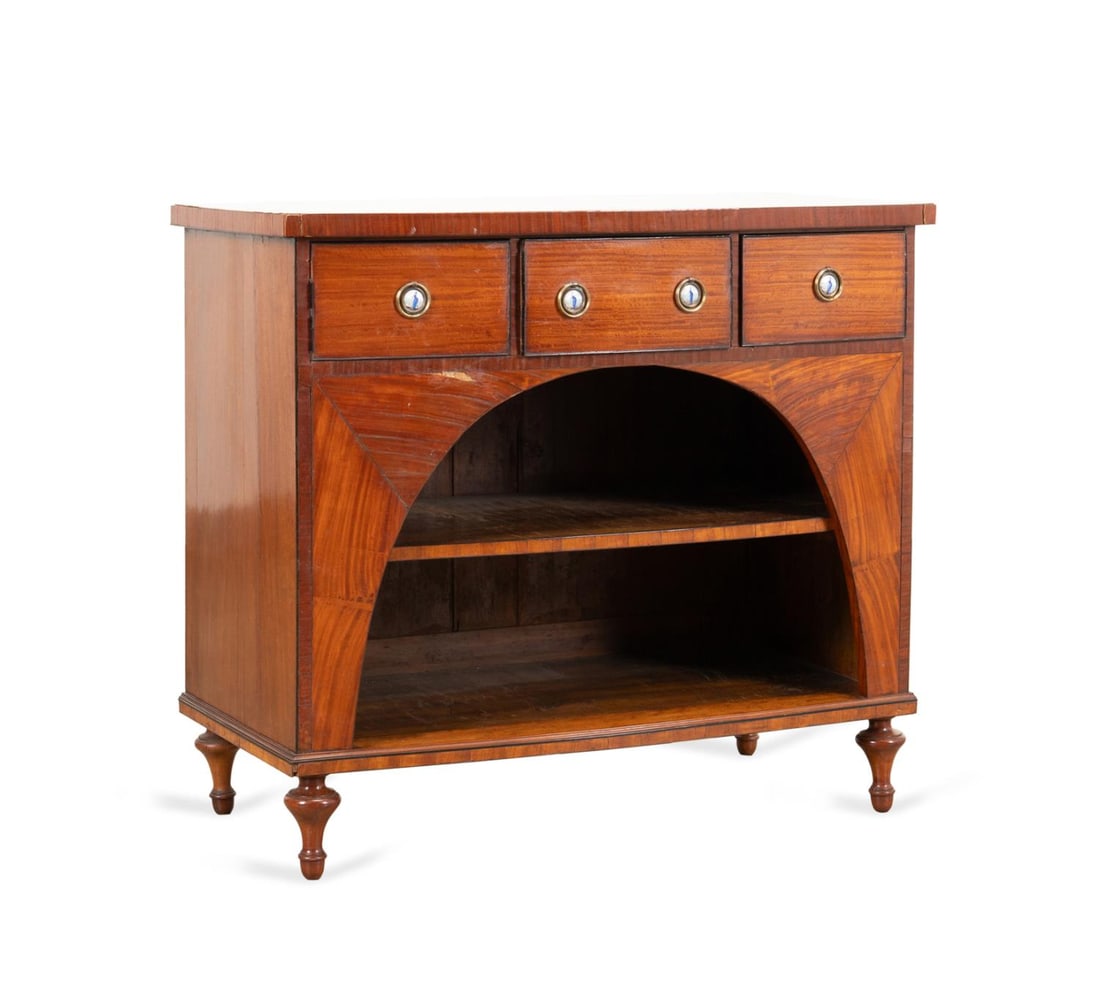 19TH C. SHERATON MAHOGANY