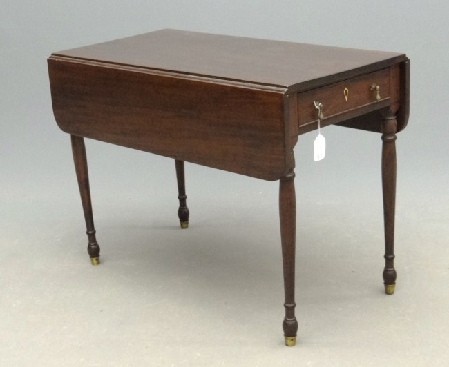 19th c. single drawer dropleaf