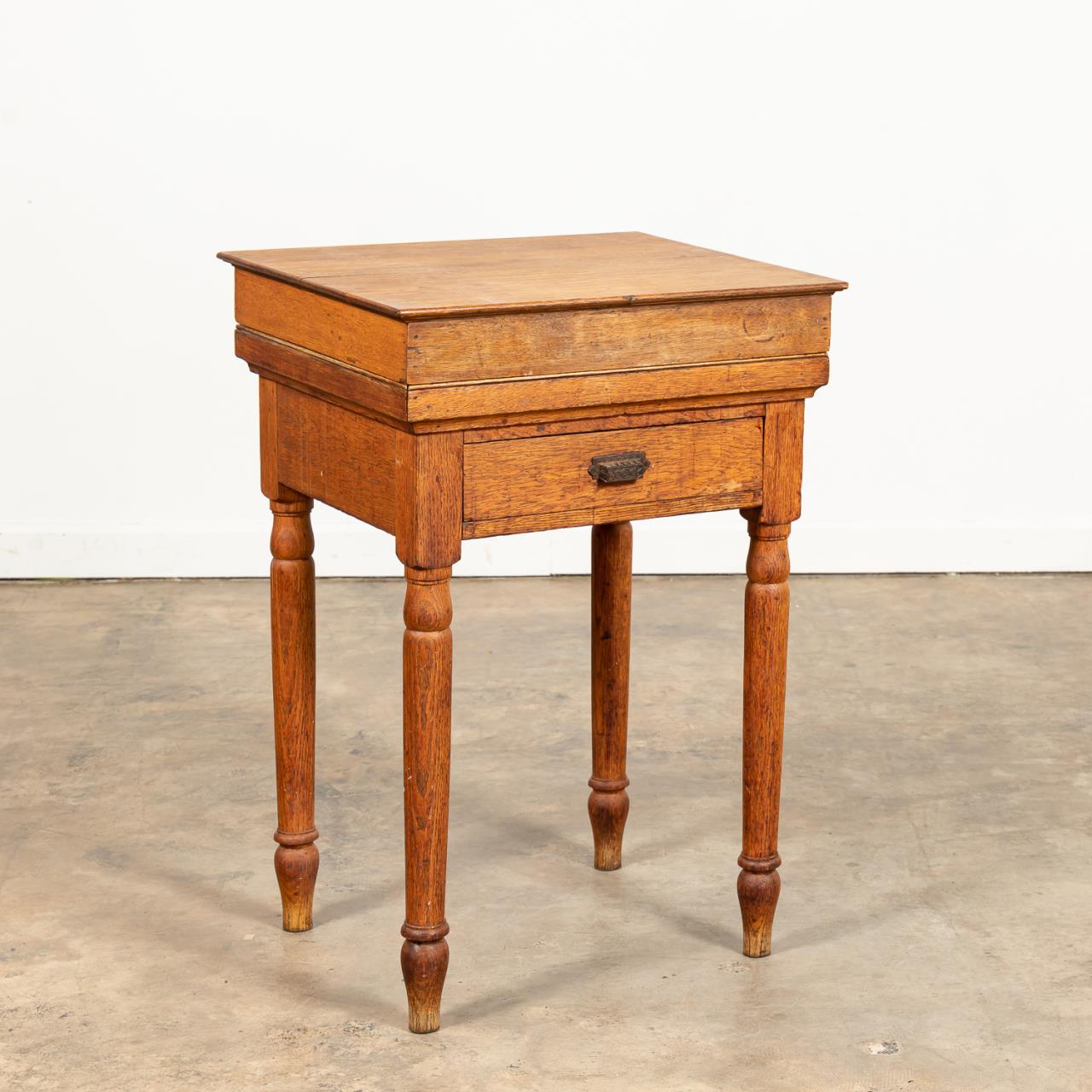19TH C. SOUTHERN OAK BISCUIT OR