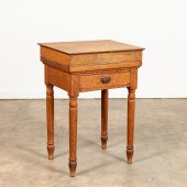 19TH C. SOUTHERN OAK BISCUIT O
