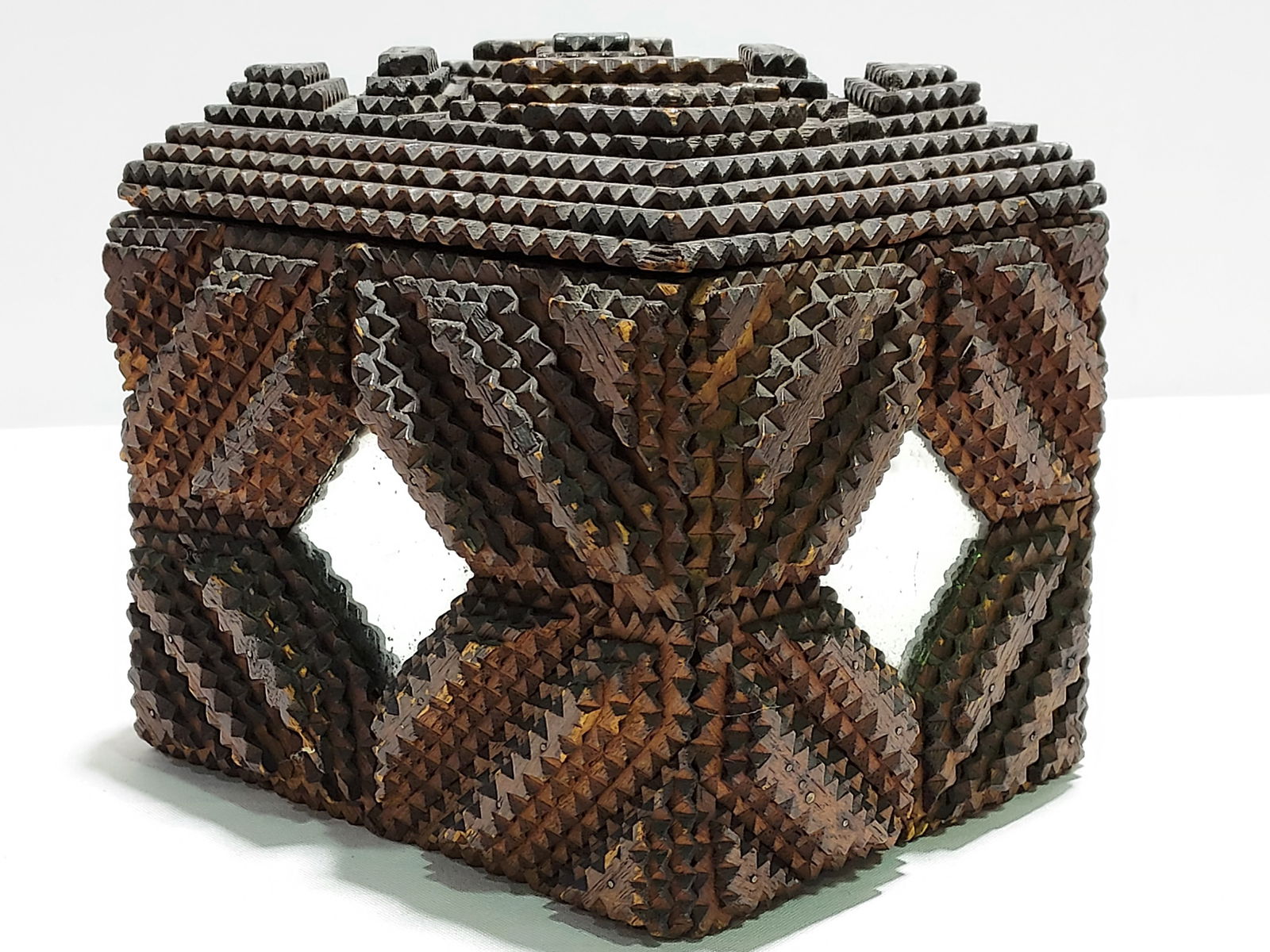 19TH C TRAMP ART DIAMOND & MIRROR