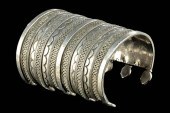 19TH C. TURKOMAN SILVER BRACEL