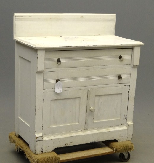 19th c. Victorian chest in white