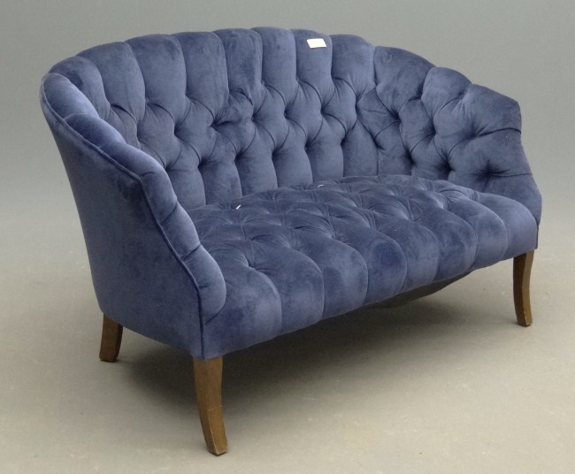 19th c. Victorian tufted settee.