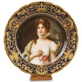 19TH CENT. DRESDEN KONIGIN LUI