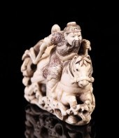 19TH CENTURY CARVED BONE WARRI