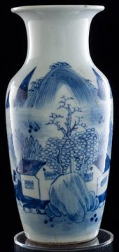 19TH CENTURY CHINESE POTTERY V