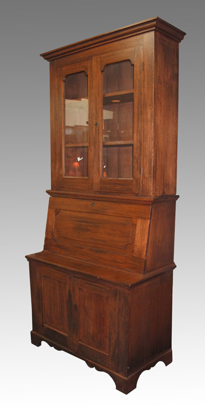 19TH CENTURY COUNTRY SECRETARY