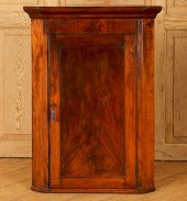19TH CENTURY CROTCH MAHOGANY W
