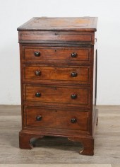 19TH CENTURY ENGLISH DAVENPORT