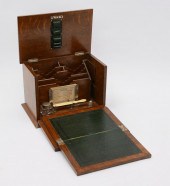 19TH CENTURY ENGLISH OAK STATI