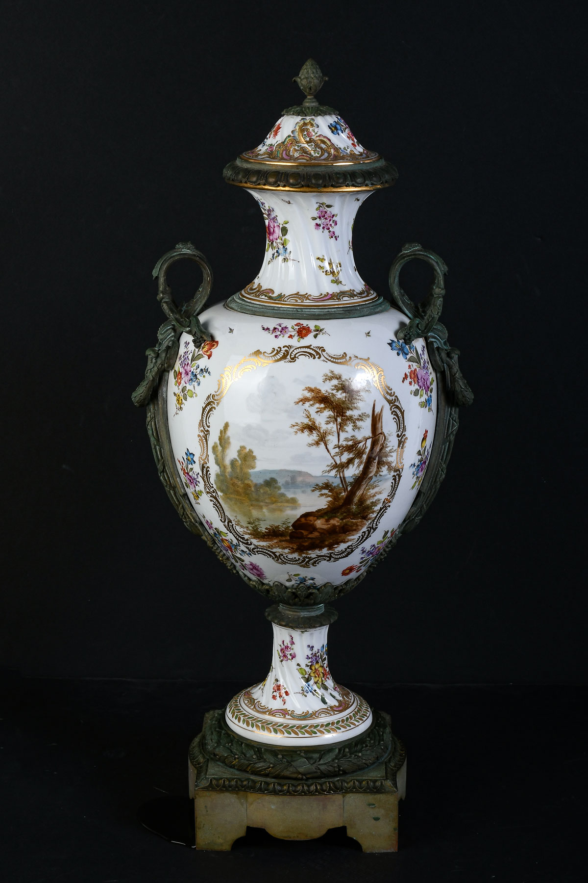 19TH CENTURY FEUILLET SEVRES