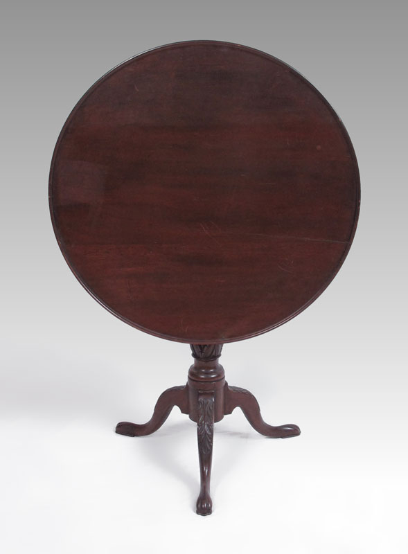 19TH CENTURY MAHOGANY TILT TOP