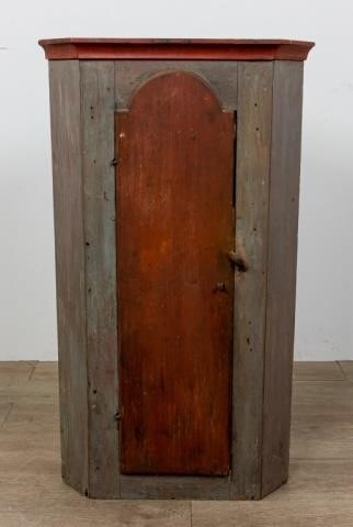 19TH CENTURY PENNSYLVANIA CORNER