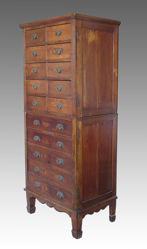 19th CENTURY SIDE LOCK CHEST ON