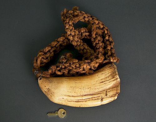 19TH CENTURY TAMBUA SPERM WHALE