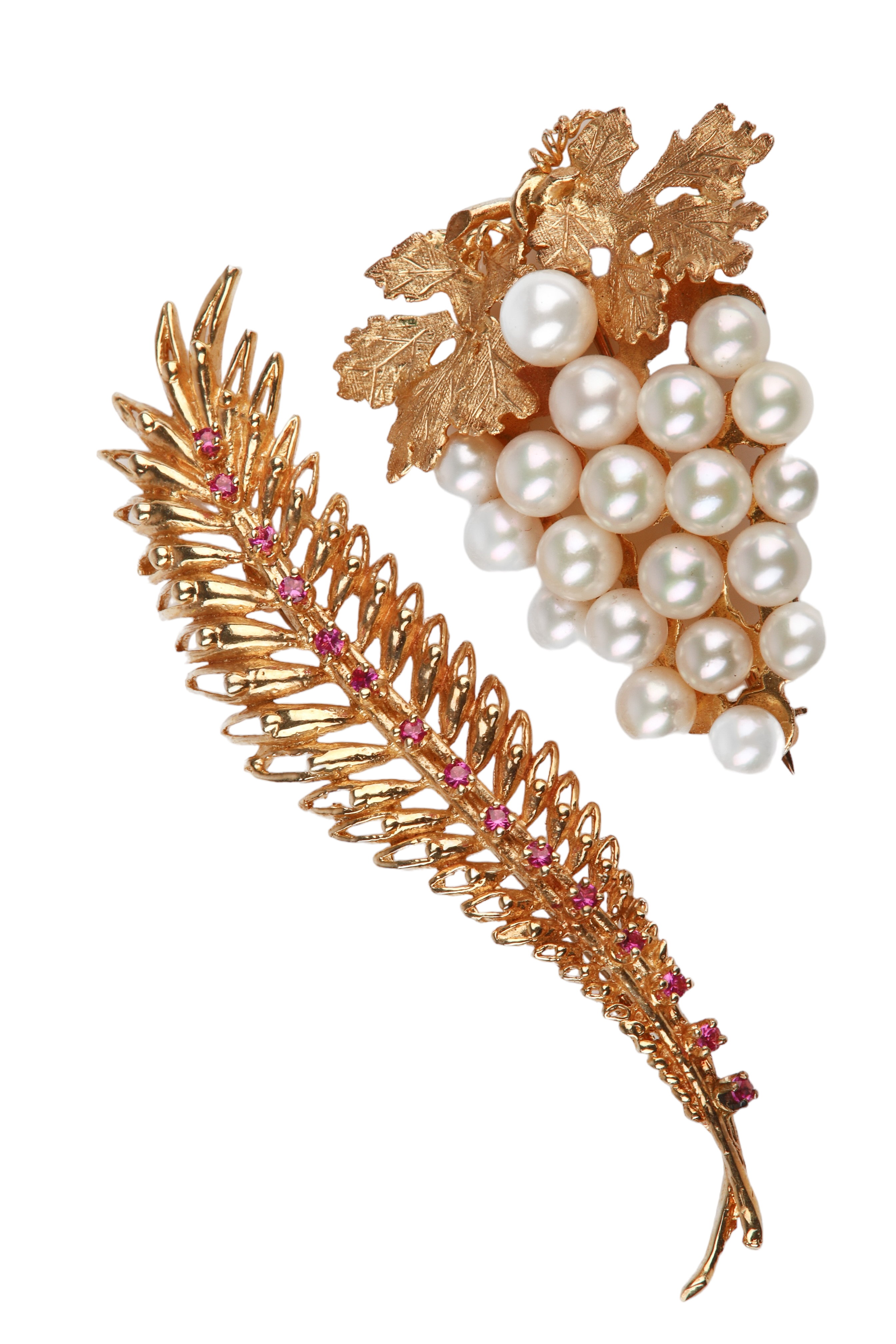 (2) 14K yellow gold brooches to