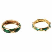 (2) 18K Hidalgo enamel bands,