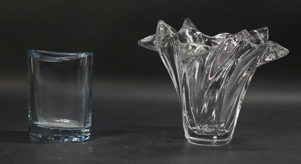 2 ART GLASS VASES