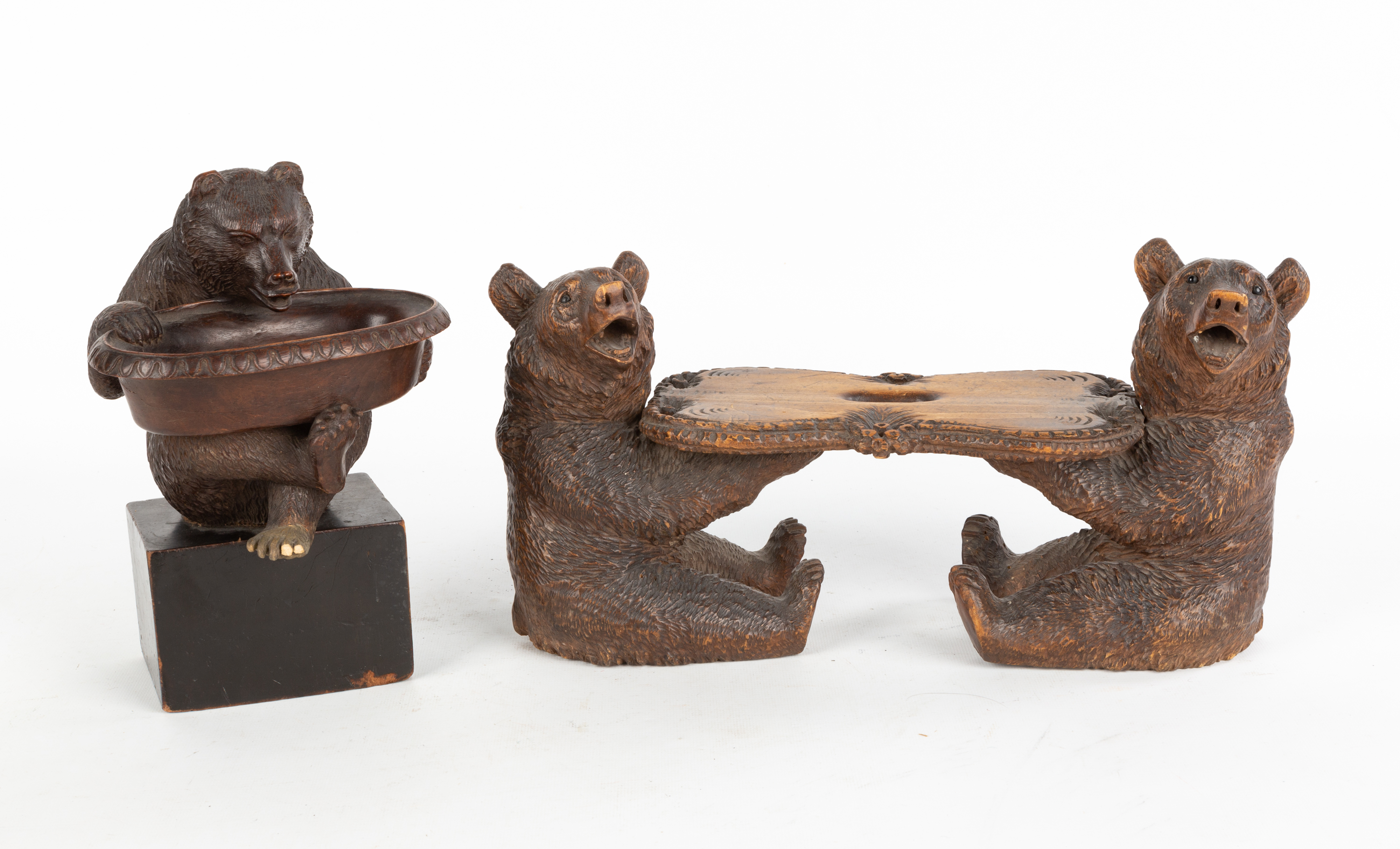 (2) BLACK FOREST CARVED FIGURES (2)