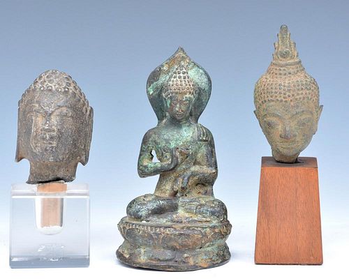 2 BUDDHA HEADS AND STATUE2 Buddha