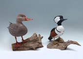2 CARVED BIRDS DOC HOLLAND: 2-
