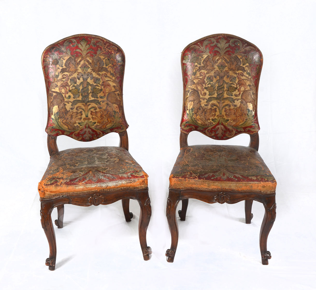 2 CARVED WALNUT SIDE CHAIRS: 2
