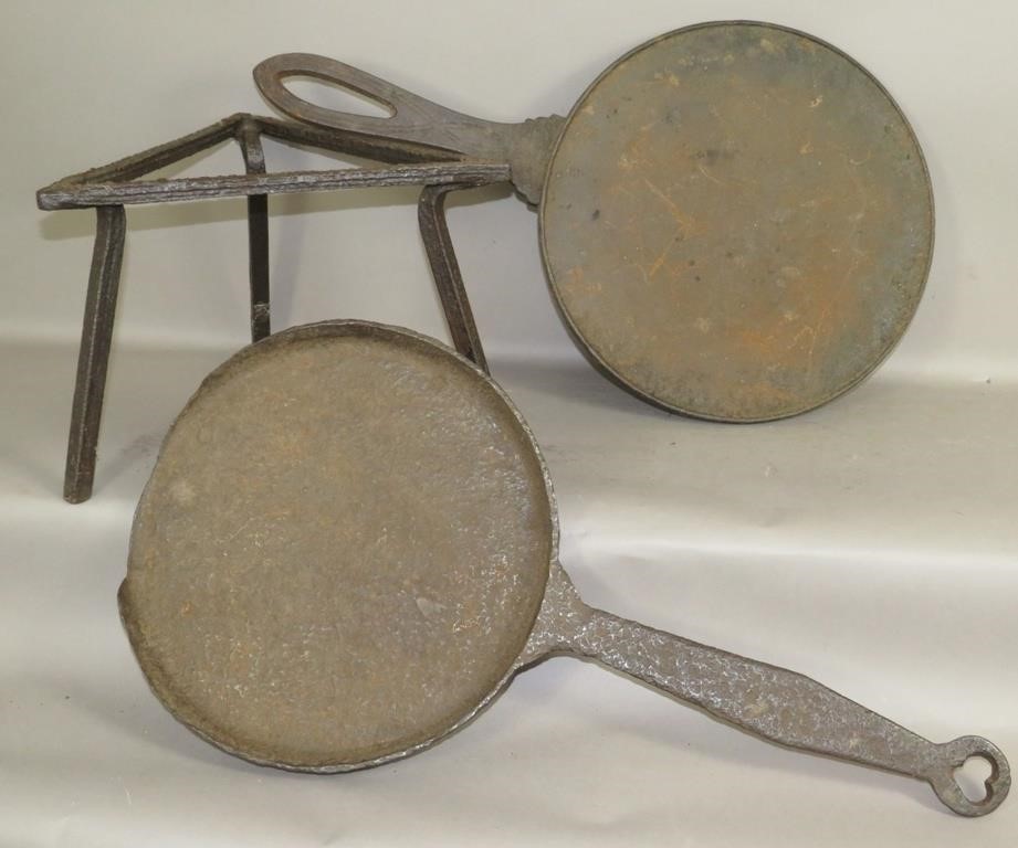 2 CAST IRON GRIDDLESca.