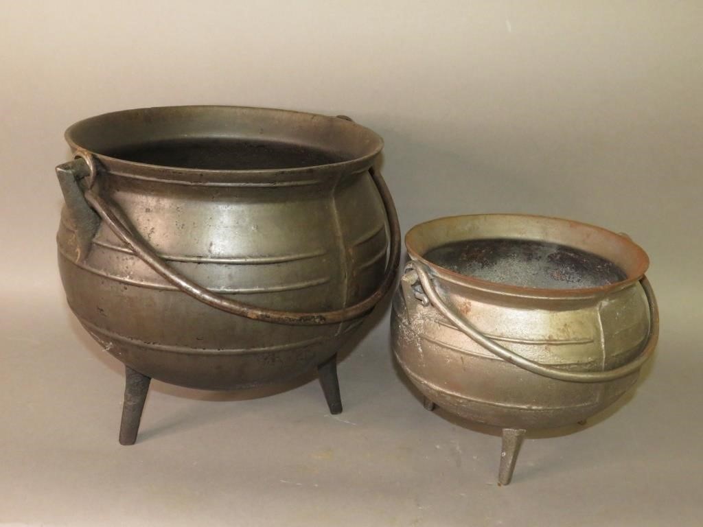 2 CAST IRON POTSca. 1781-1810; cast