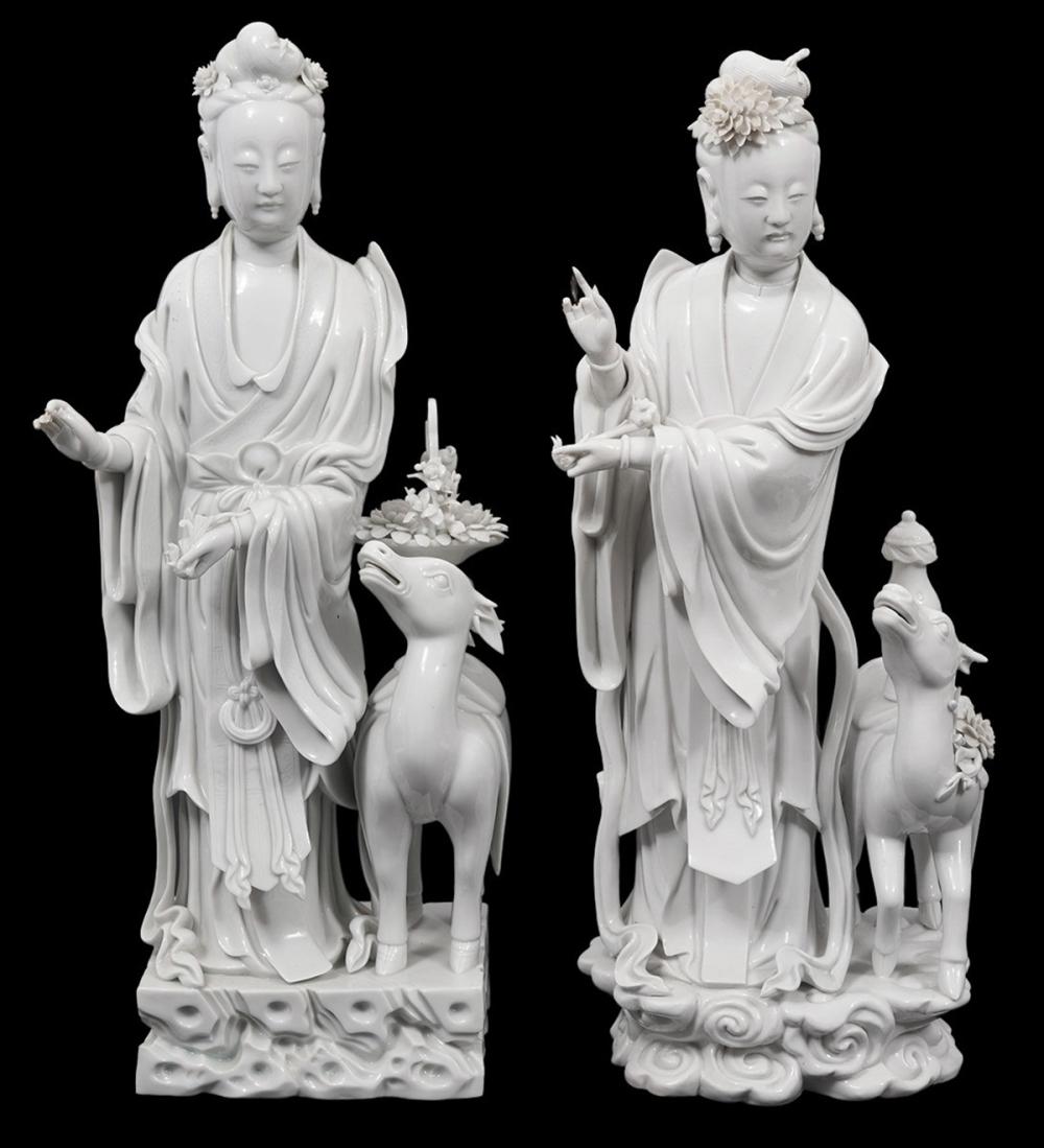 2 CHINESE BLANC DE CHINE GUANYIN