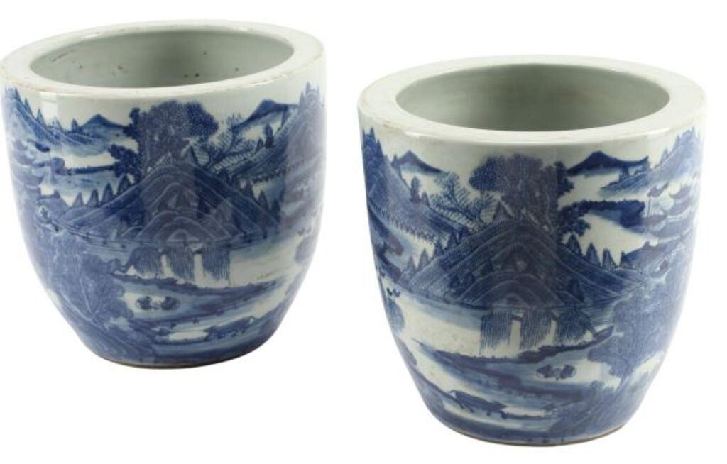 (2) CHINESE BLUE & WHITE