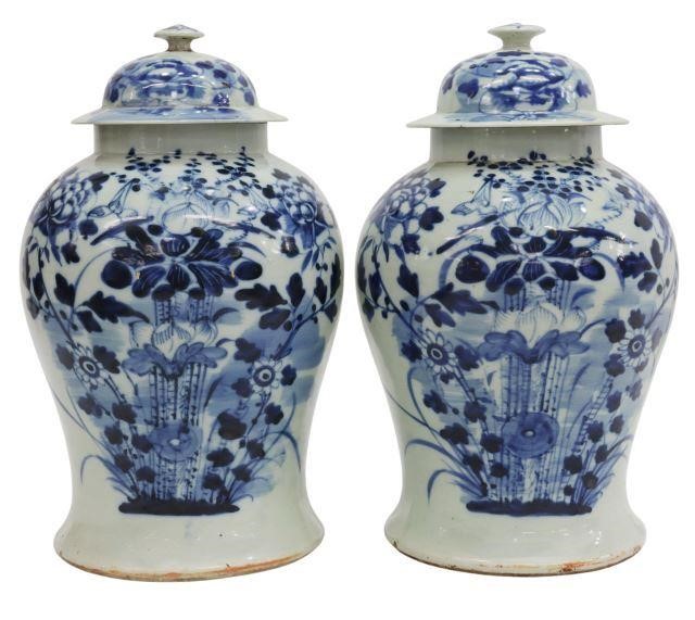 (2) CHINESE BLUE & WHITE