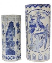 (2) CHINESE BLUE & WHITE PORCE