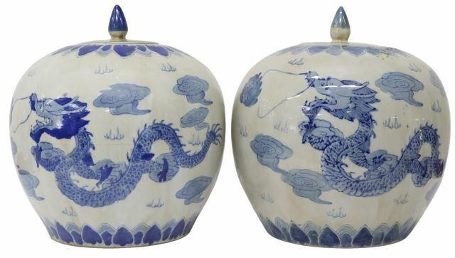 (2) CHINESE BLUE & WHITE