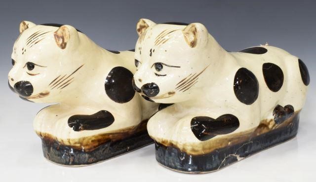 (2) CHINESE CAT FORM FIGURAL