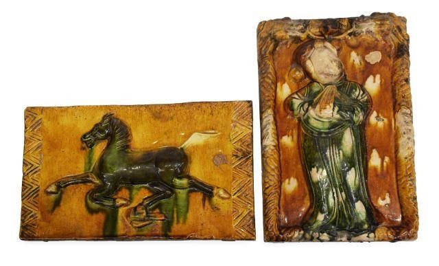 (2) CHINESE CERAMIC GLAZED RELIEF