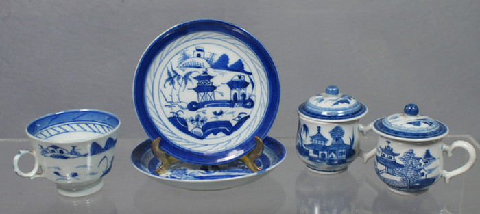 2 Chinese Export porcelain Canton