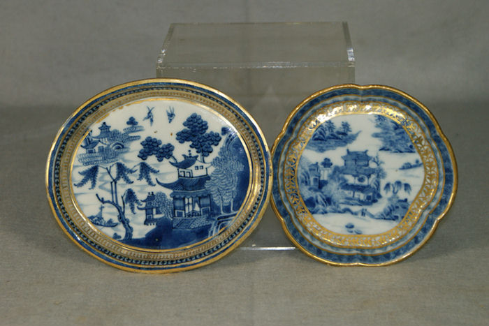 2 Chinese Export porcelain