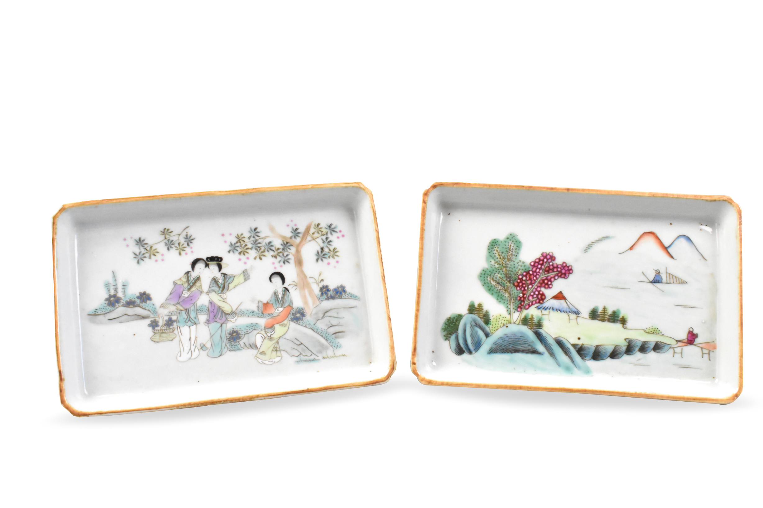 2 CHINESE FAMILLE ROSE TRAY W/