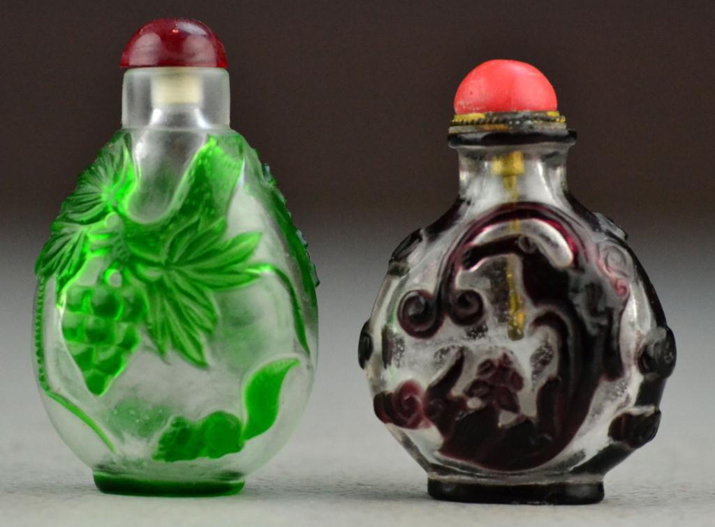 (2) Chinese Peking Glass Snuff