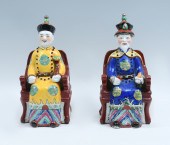 2 CHINESE QING DYNASTY PORCELA