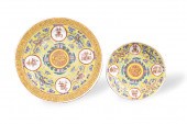 2 CHINESE YELLOW FAMILLE ROSE