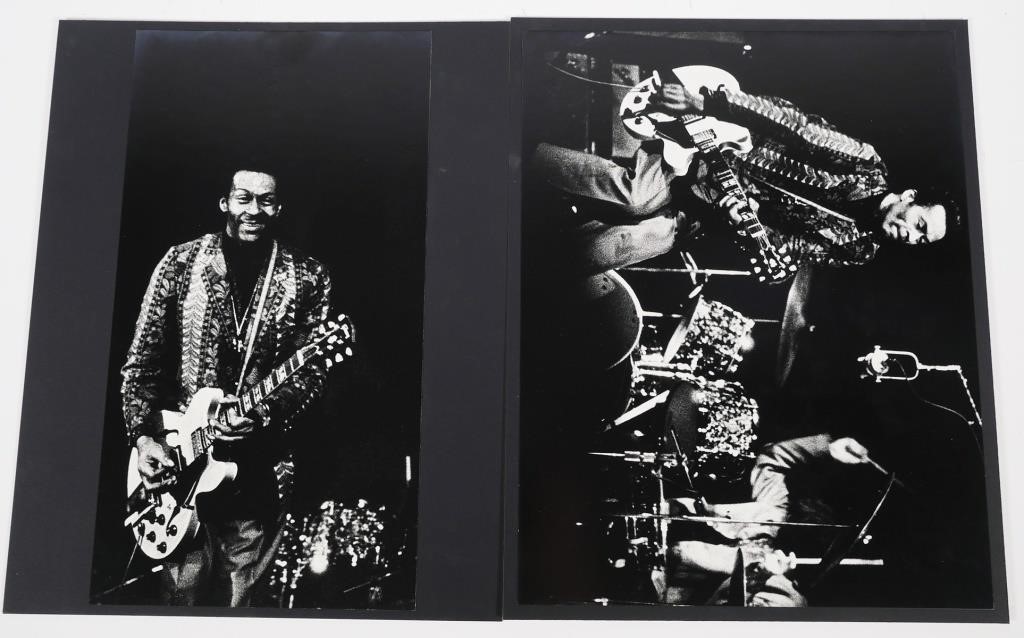 (2) CHUCK BERRY, PERFORMANCE
