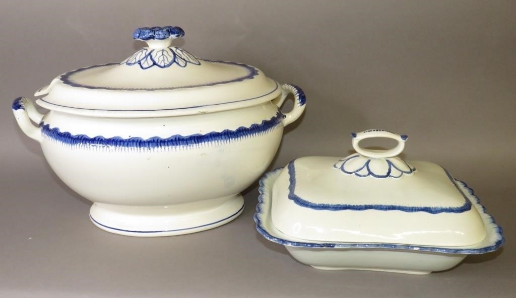 2 COVERED BLUE SHELL EDGED