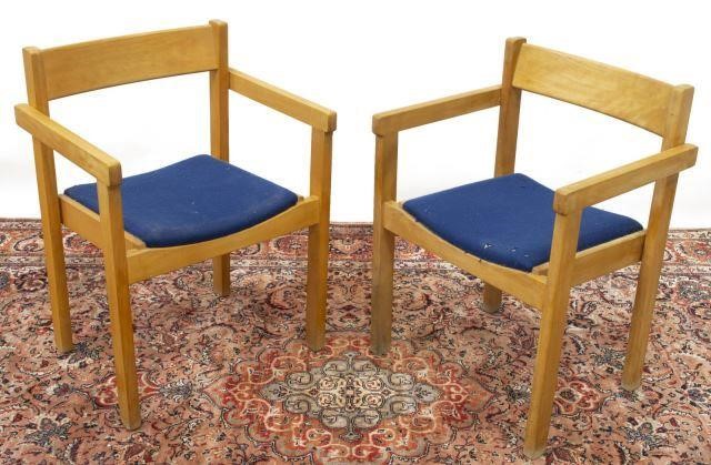 (2) DANISH MODERN HANS WEGNER OAK