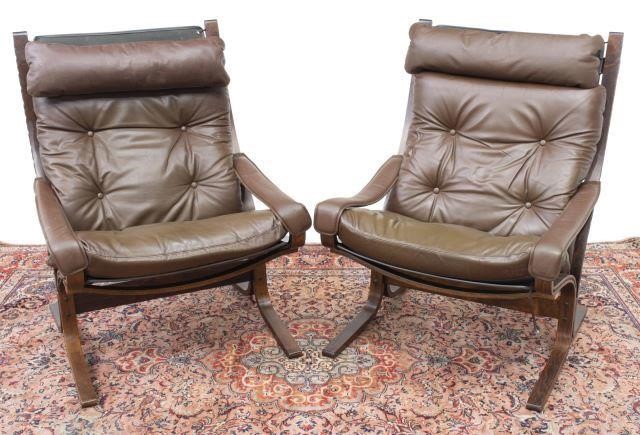 (2) DANISH MODERN SIESTA STYLE