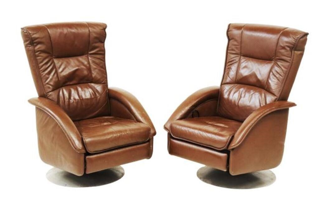 (2) DANISH UNICO MODERN LEATHER