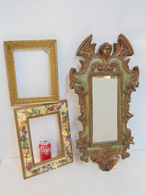 2 DECORATIVE FRAME & ITALIAN